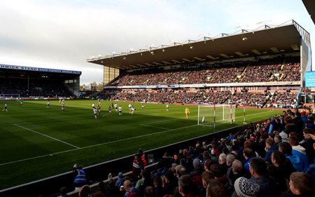 国足提供了 国足提供了